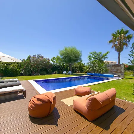 Monte Canelas Villa *
